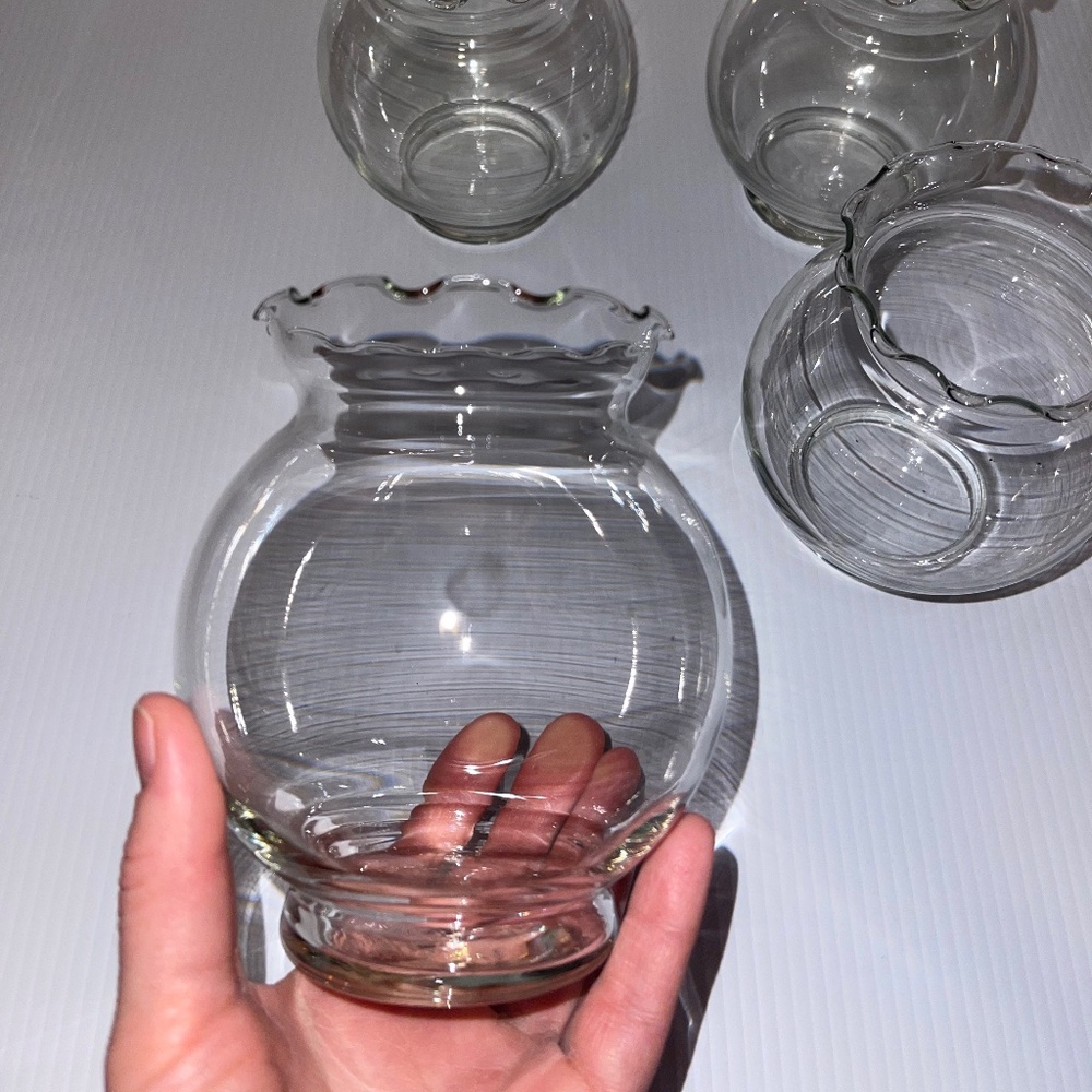 4 Round Clear Glass 5” Vases Ruffle Edge - Picture 7 of 8